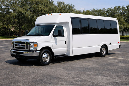 18-passenger minibus rental Kokomo TX